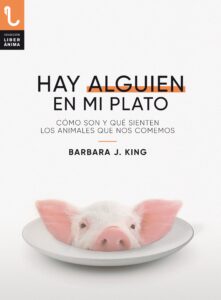 Portada de HAY ALGUIEN EN MI PLATO