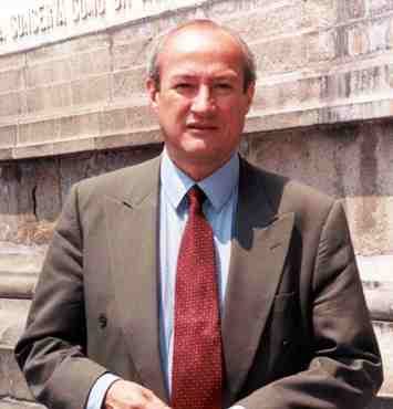 Carlos Véjar